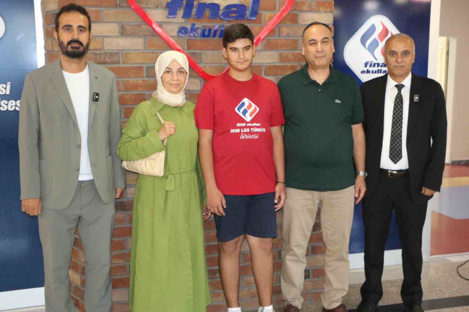 Diyarbakır Final Ortaokulu’ndan LGS’de çifte Türkiye birinciliği 6 diyarbakir final ortaokulundan lgsde cifte turkiye birinciligi 2 Ptw8sFuW