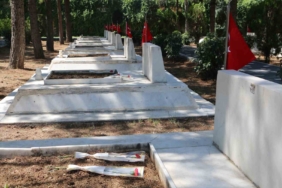 Kahramankazan’da 15 Temmuz şehitleri kabirleri başında anıldı 2 thumbnail
