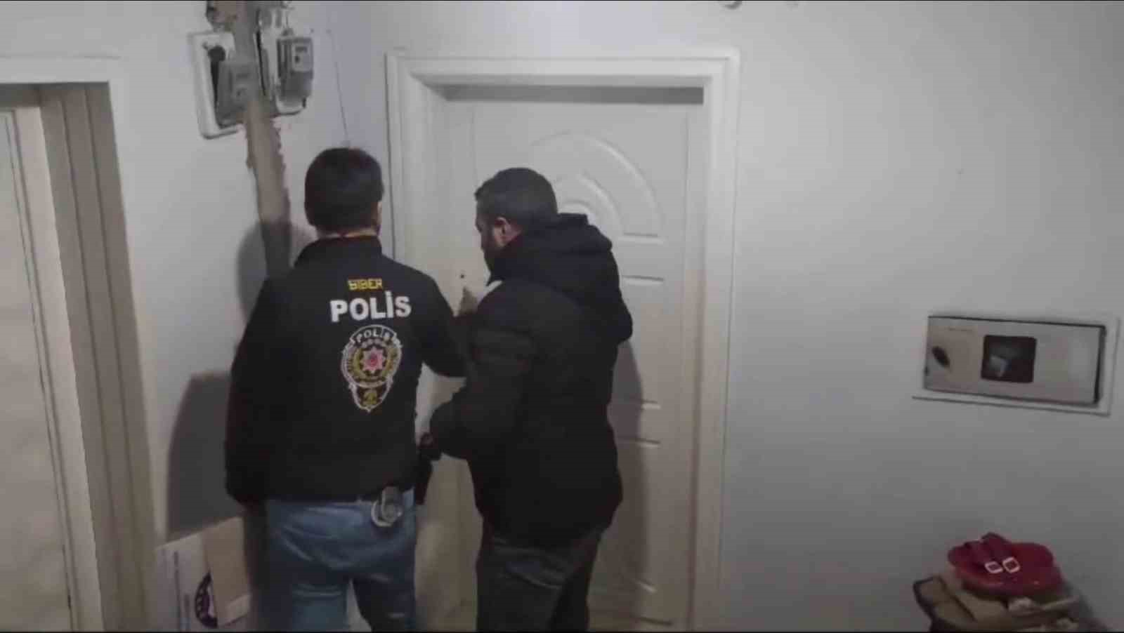 Diyarbakır merkezli 8 ilde ’bungalov dolandırıcılığı’ operasyonu: 210 milyon liralık vurgun 4 diyarbakir merkezli 8 ilde bungalov dolandiriciligi operasyonu 210 milyon liralik vurgun 0 R2Pnj1zg