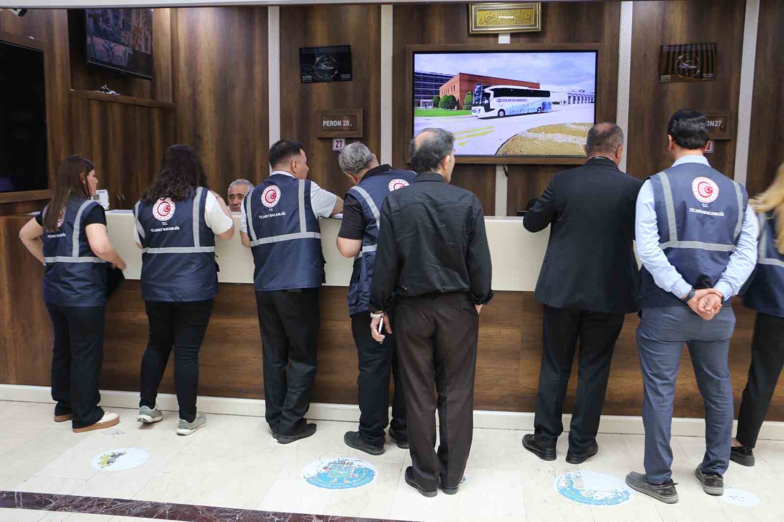Diyarbakır Şehirler Arası Otobüs Terminalinde bayram öncesi fiyat denetimi 8 diyarbakir sehirler arasi otobus terminalinde bayram oncesi fiyat denetimi 4 gPrErcCf