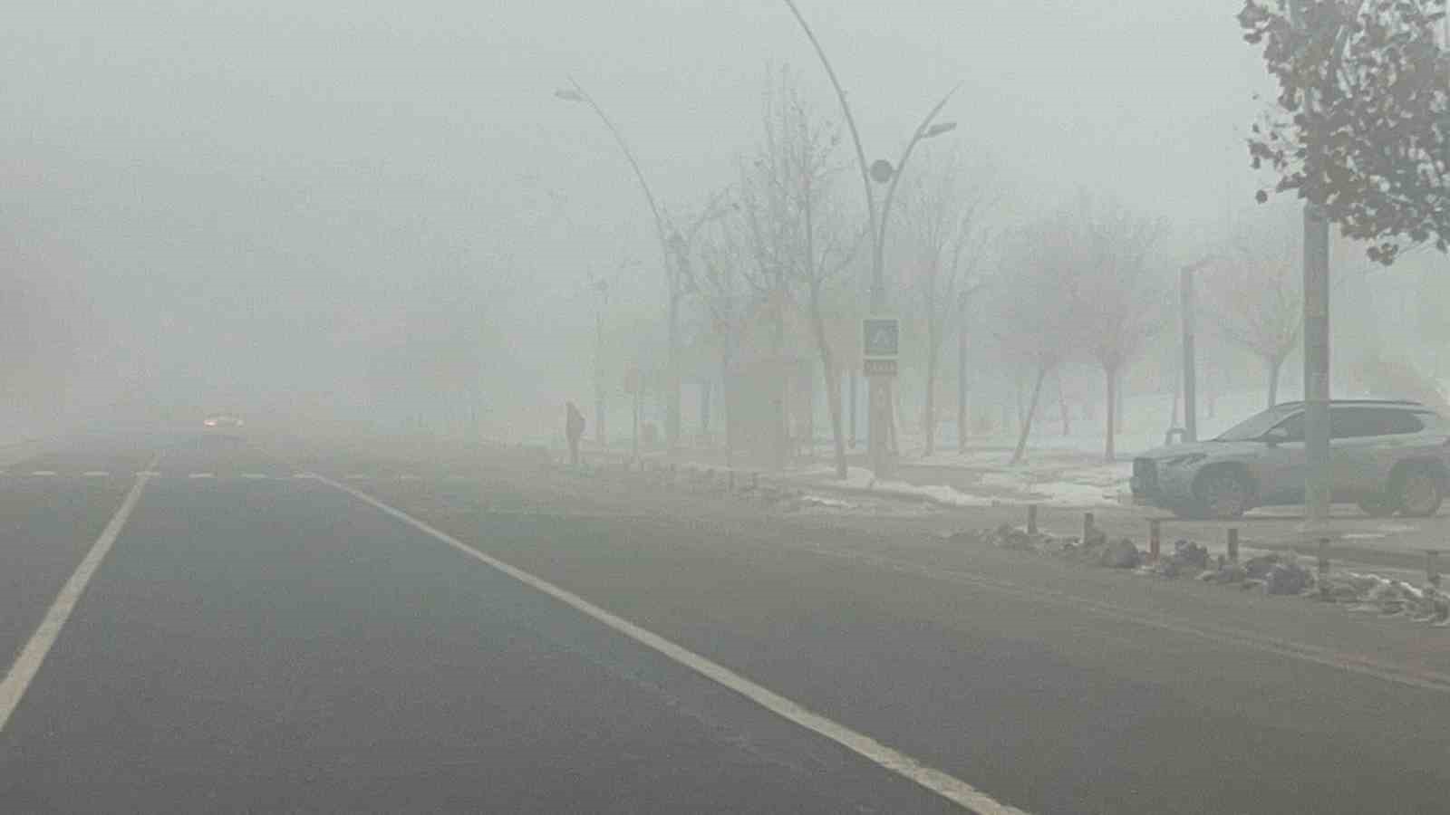 diyarbakir sis denizinde kayboldu ucak seferleri iptal edildi 2 E66wdDbK