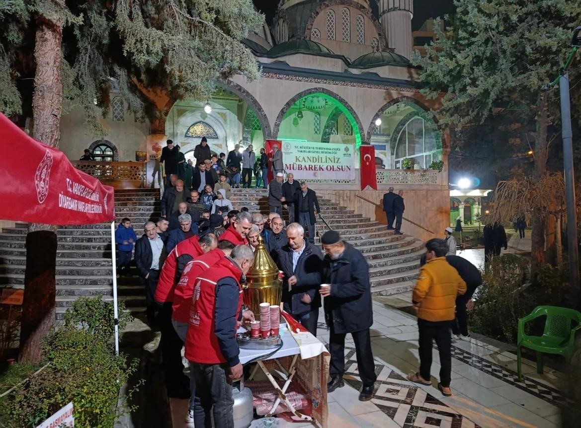 diyarbakir vakiflar bolge mudurlugunden kandil dolayisiyla salep ikrami 1