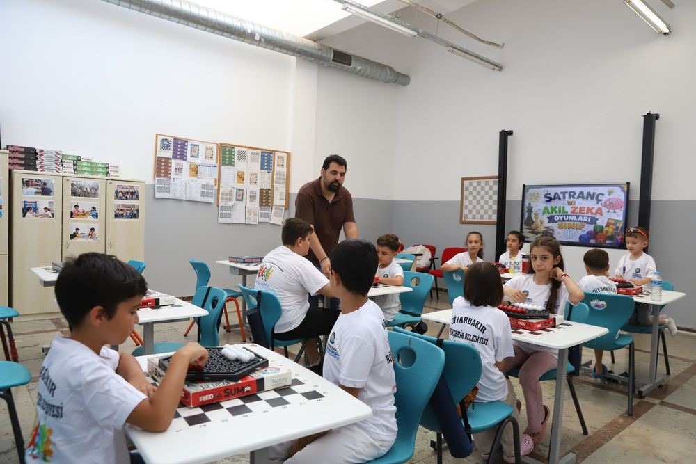 diyarbakir yaz spor okullari basladi 8 bin 377 cocuk ucretsiz egitim aliyor 0 UMVCGZDy