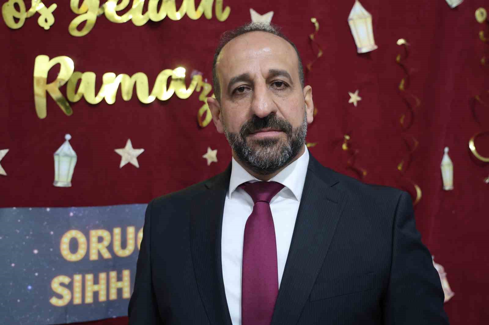 diyarbakirda 112 yillik okulda iftar 3 LW5Qybeq