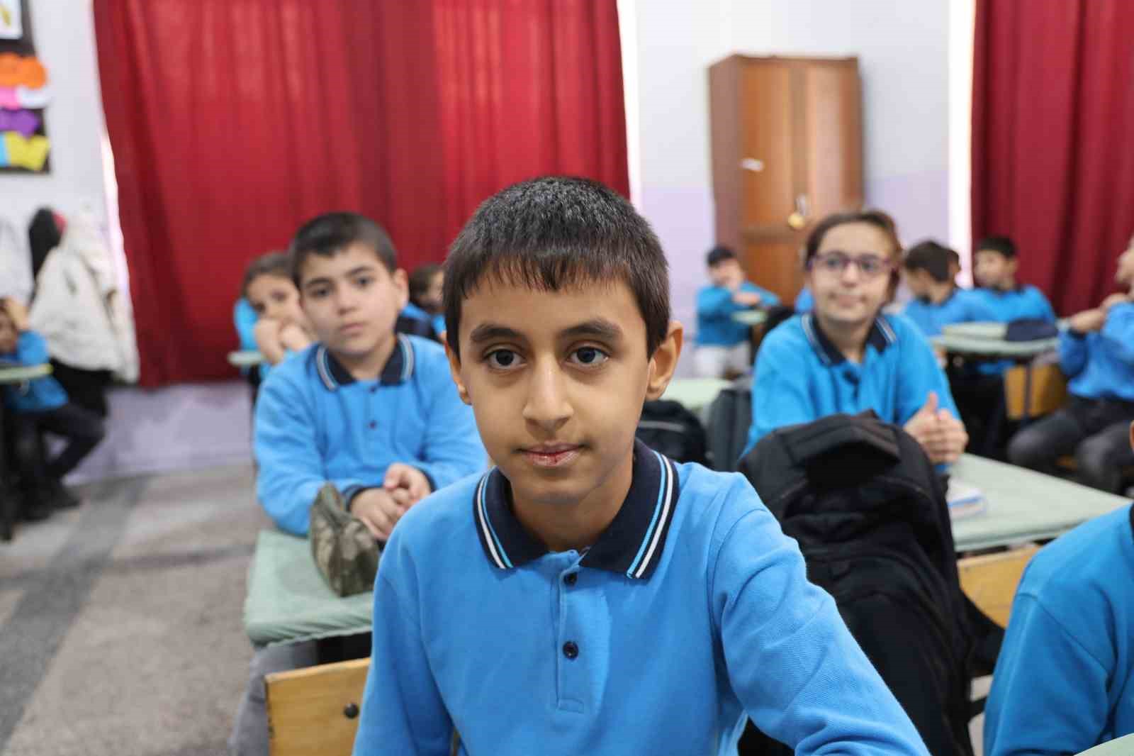 diyarbakirda 115 yillik egitim yuvasinin ihtisamli kapisi 1 asirdir araliksiz ogrencilere aciliyor 6 AHGBvmyK