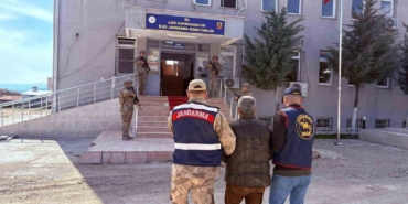 diyarbakirda-13-yildir-cinayet-ve-cesitli-suclardan-aranan-sahis-yakalandi-rd8xrMTF.jpg