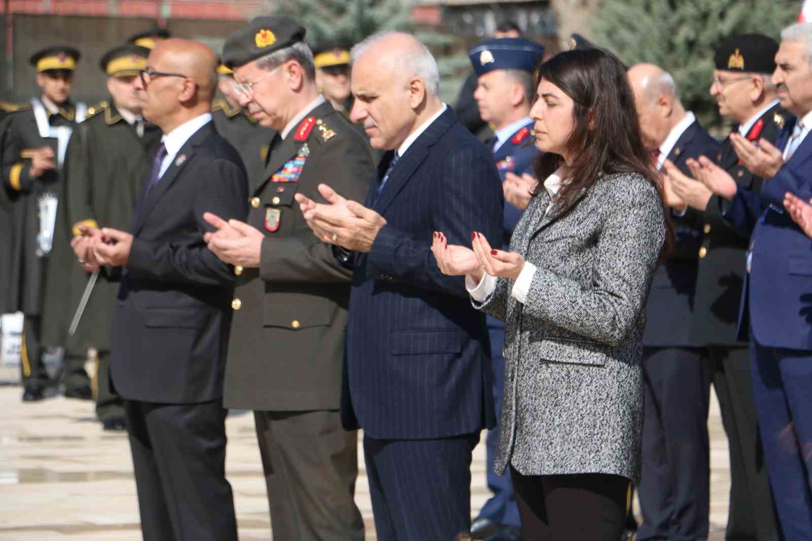 diyarbakirda 18 mart sehitleri anma ve canakkale deniz zaferi programi duzenlendi 3 F1h7r5N1