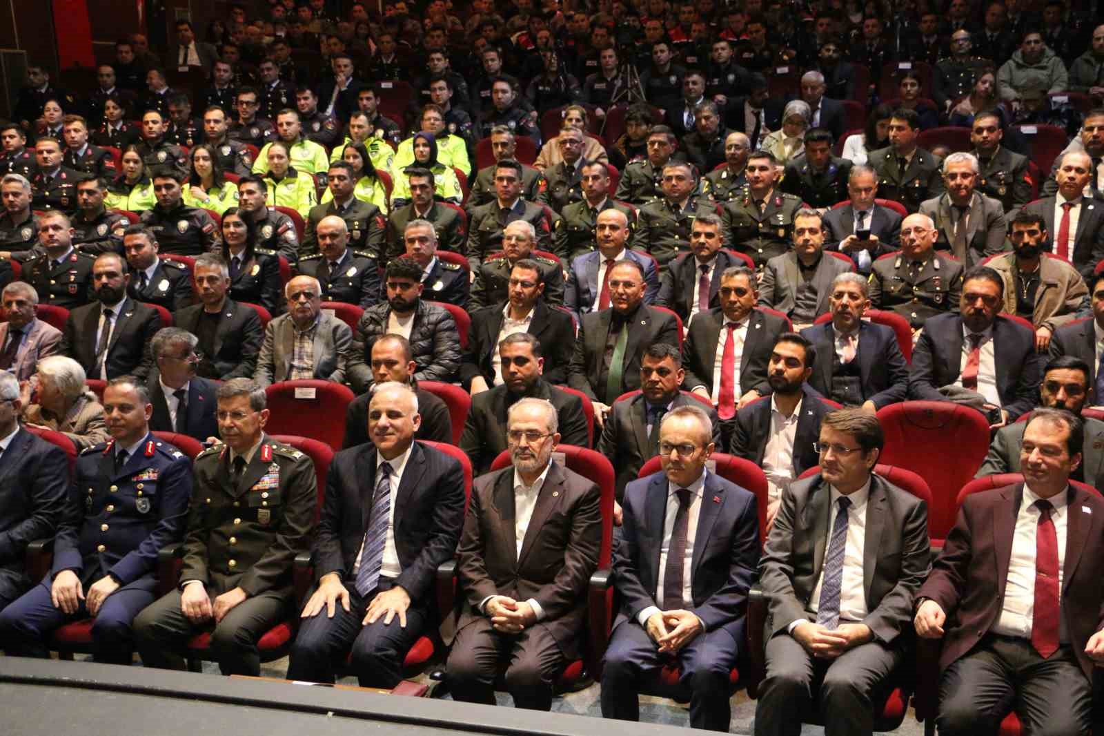 diyarbakirda 18 mart sehitleri anma ve canakkale deniz zaferi programi duzenlendi 4