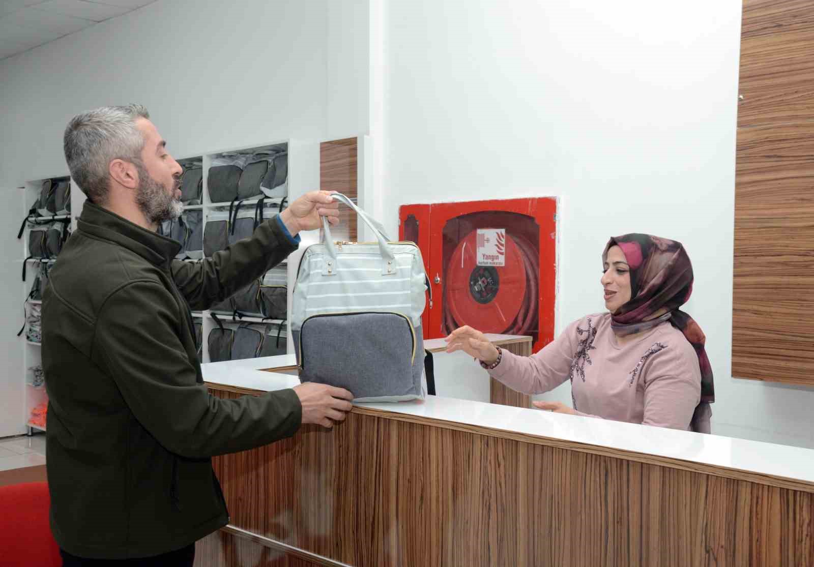 diyarbakirda 2 bin 300 aileye yeni dogan destek paketi 1 MpmXJQwh