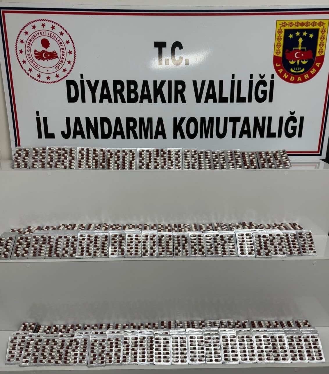 diyarbakirda 23 kilo esrar ele gecirildi 1 5RJyJU23