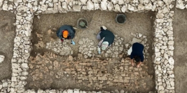 diyarbakirda-5-bin-yil-once-depremin-yiktigi-yapinin-enkazi-ortaya-cikartildi-fkevPLvd.jpg