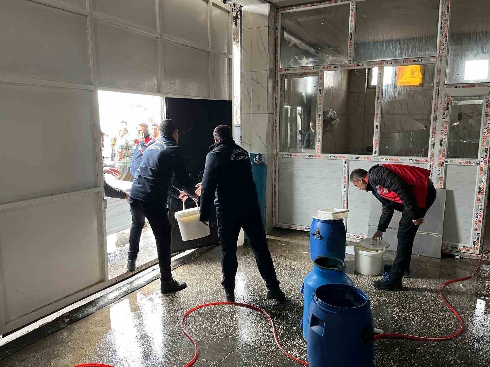 diyarbakirda 5 isletmede ele gecirilen 460 kilogram peynir imha edildi 1 Vklyn6FQ