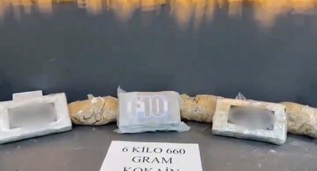 diyarbakirda 6 kilo 660 gram kokain ele gecirildi 3 j5qQsyE2