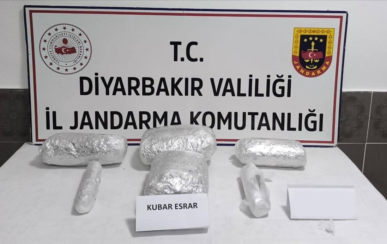 diyarbakirda 73 kilo uyusturucu madde ele gecirildi 0 GgsEaNCw