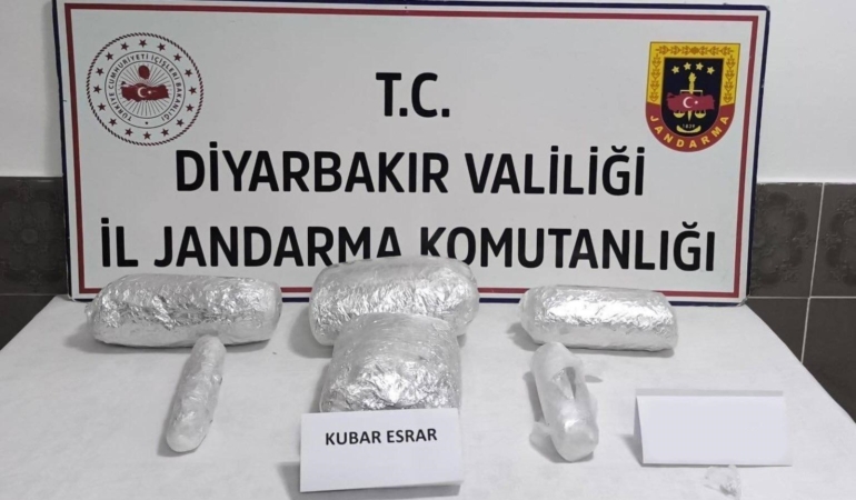diyarbakirda-73-kilo-uyusturucu-madde-ele-gecirildi-aJq4Oinj.jpg