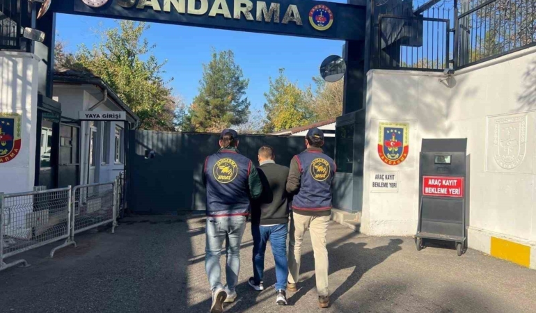 diyarbakirda-8-yildir-aranan-sahis-yakalandi-psv1zkmm.jpg