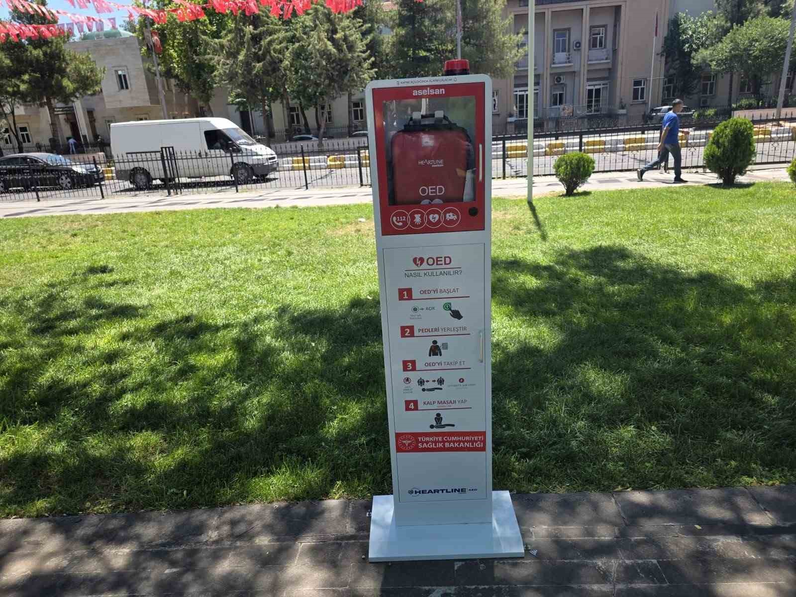 diyarbakirda ani kalp durmalarina karsi hayat kurtaran uygulama oed cihazlari hizmete girdi 0