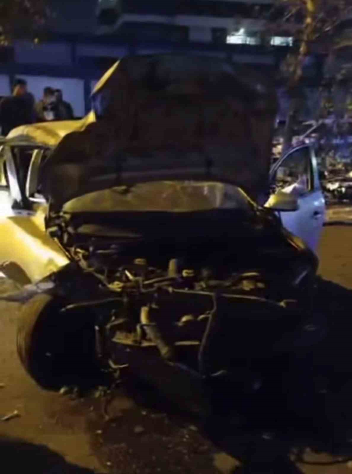 diyarbakirda ayni gun 2 farkli trafik kazasi 1 TLG1rDii