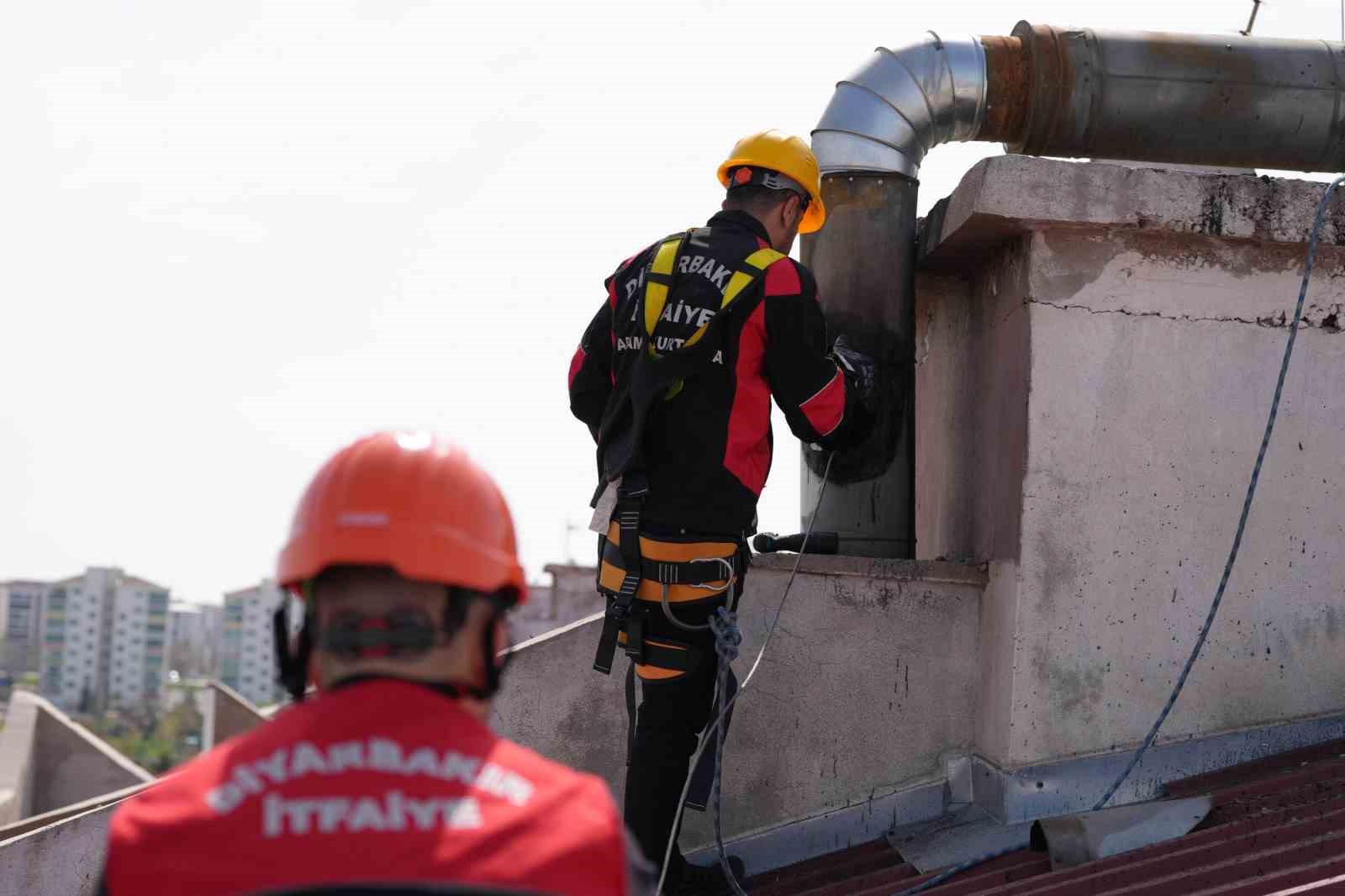 diyarbakirda bacalar dijital takipte yangin riski ortaya cikmadan mudahale ediliyor 2