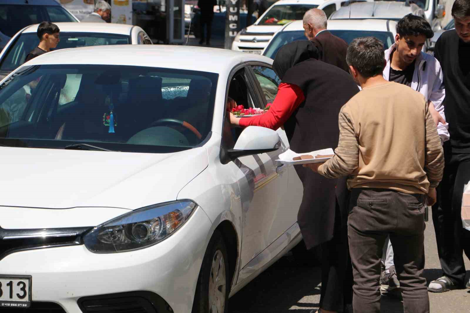 diyarbakirda bayram dayanismasi sokaklara tasti 2 aWInvWQq