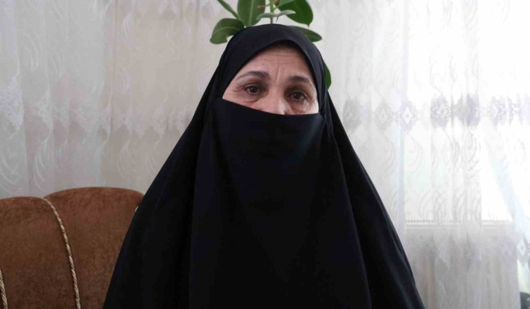 diyarbakirda-bebegi-oldu-denilip-cenazesi-gosterilmeyen-anne-33-yildir-evladinin-hasretiyle-yasiyor-YceWL9jf.jpg