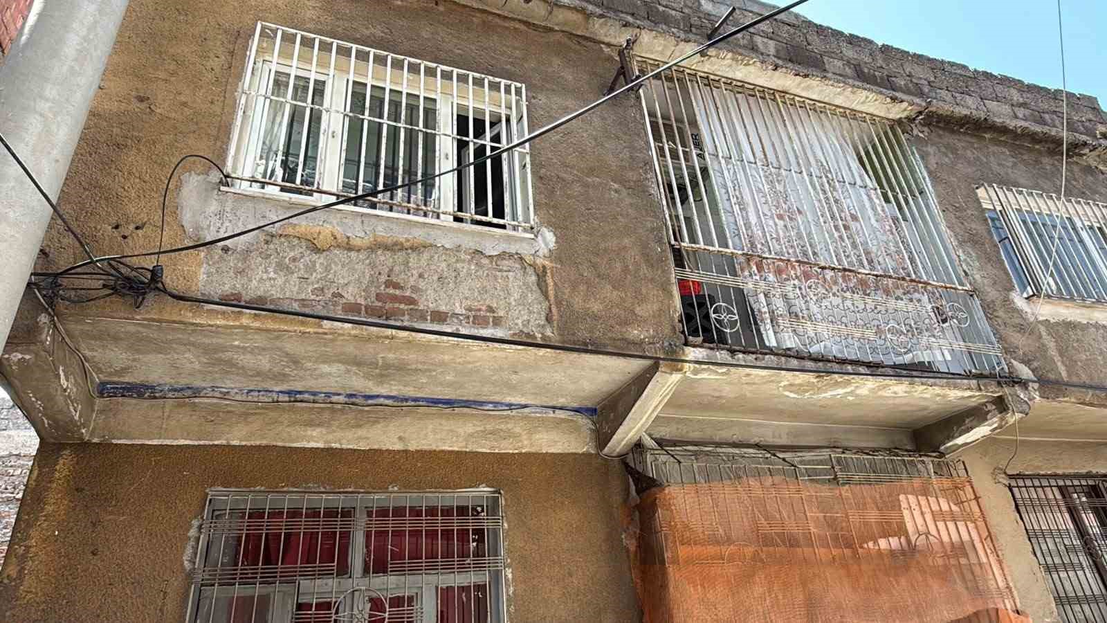 diyarbakirda bir eve silahli saldiri duzenlendi 2 3BwPeR9V