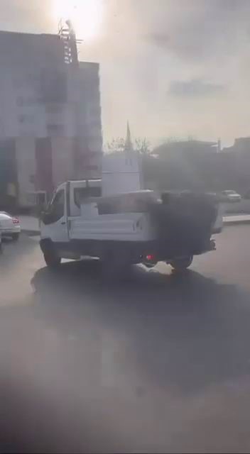 diyarbakirda cocuklarin tehlikeli yolculugu kameraya yansidi 1 YFisQjrg