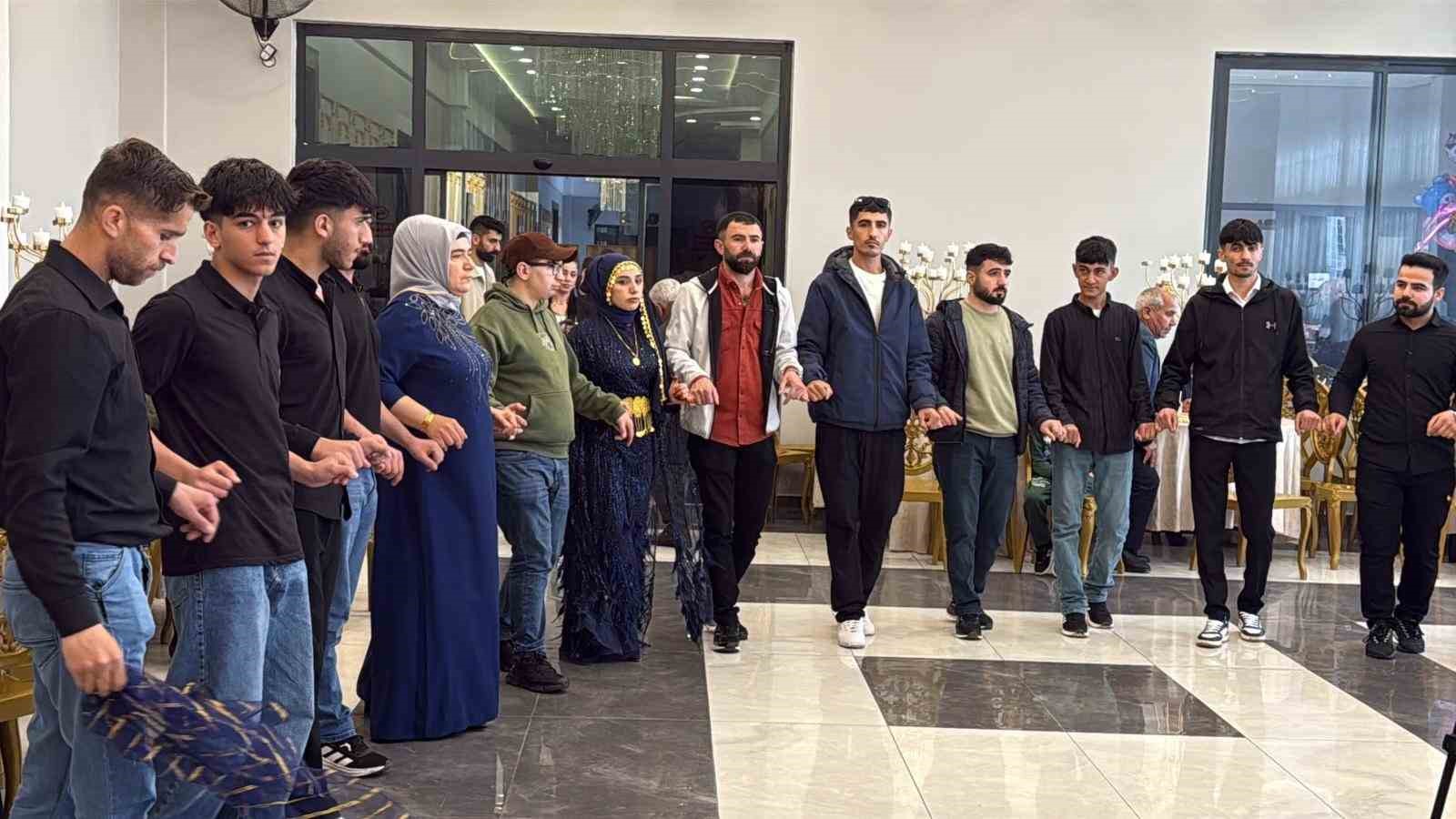 diyarbakirda dugun sezonu acildi salonlar doldu 2 lNe7DPgU