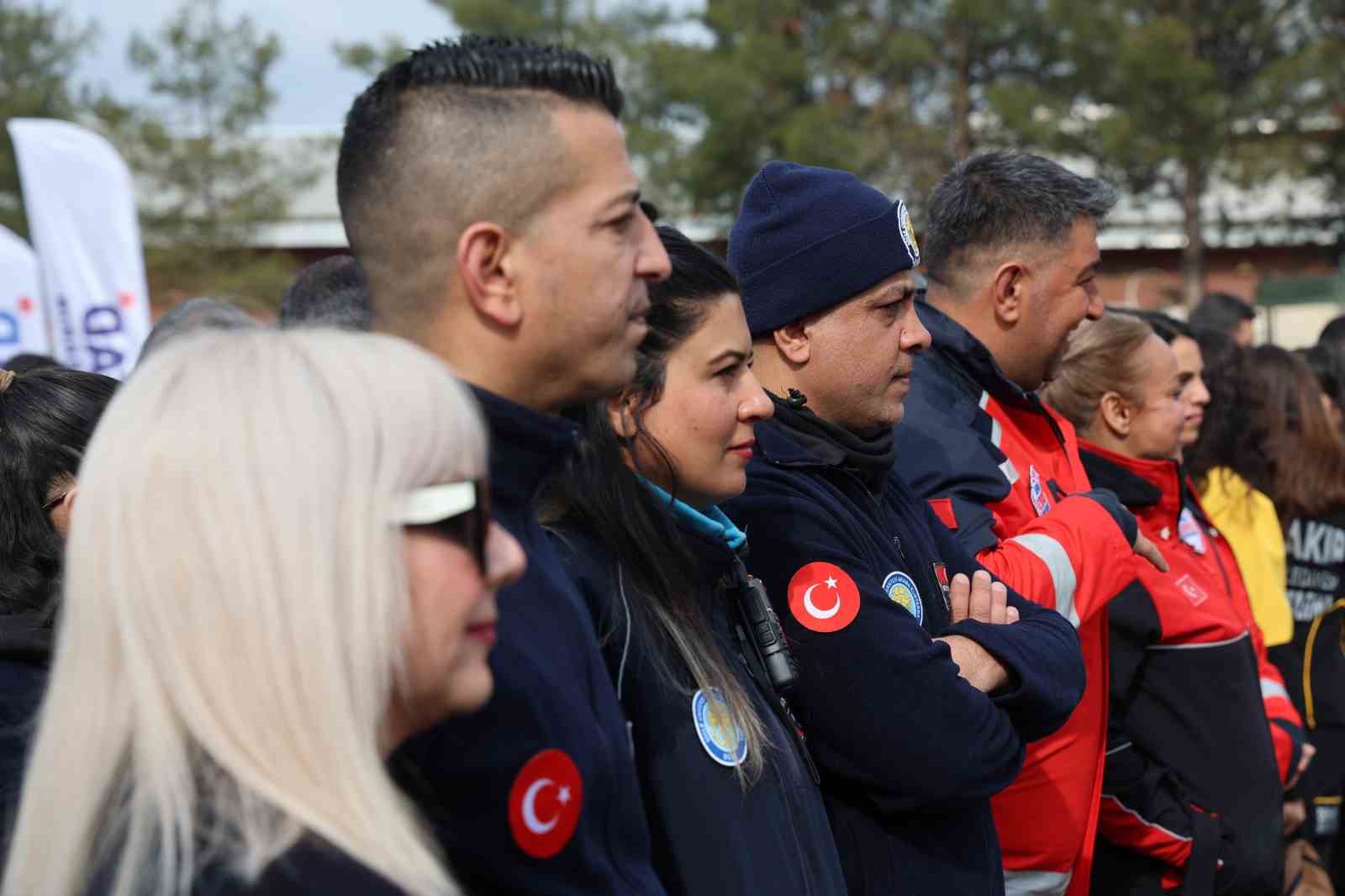 diyarbakirda egitimlerini tamamlayan arama kurtarma ekiplerine pec takildi 1 6gSlRVJk