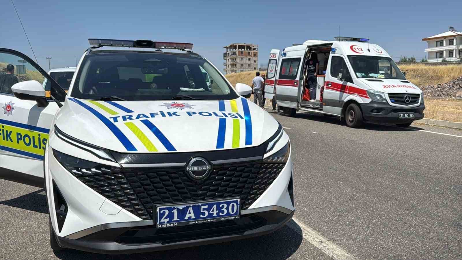 Diyarbakır’da engellileri taşıyan minibüs kaza yaptı: 19 yaralı 8 diyarbakirda engellileri tasiyan minibus kaza yapti 19 yarali 4 OtaQpwBg