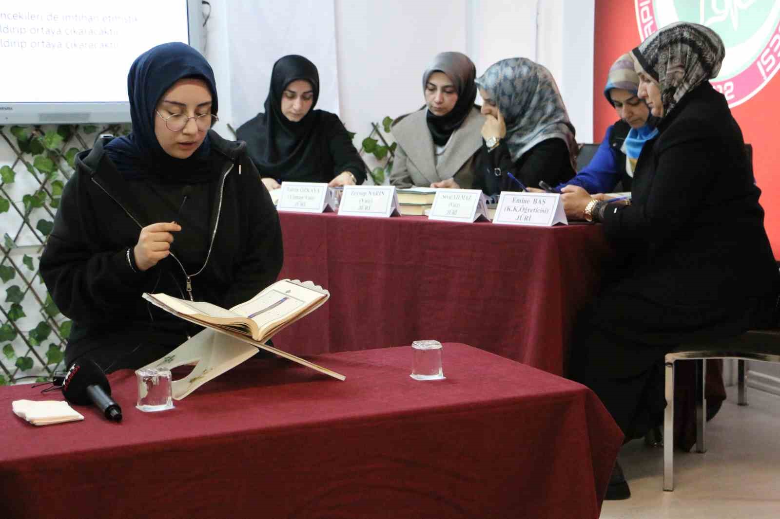 Diyarbakır’da Genç Nida Kur’an-ı Kerim’i Güzel Okuma Yarışması yapılıyor 8 diyarbakirda genc nida kuran i kerimi guzel okuma yarismasi yapiliyor 4