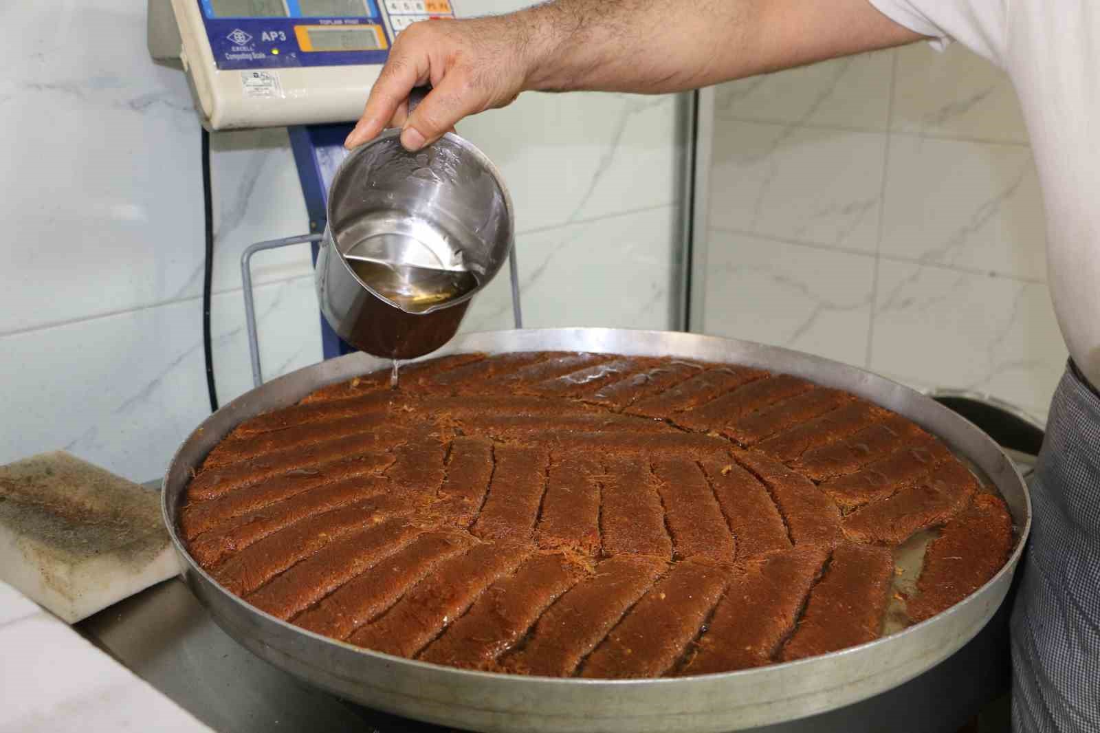 diyarbakirda gunluk tatli tuketimi tonlari asti isletmeler uc vardiyaya gecti 3 ZUgZyCc5