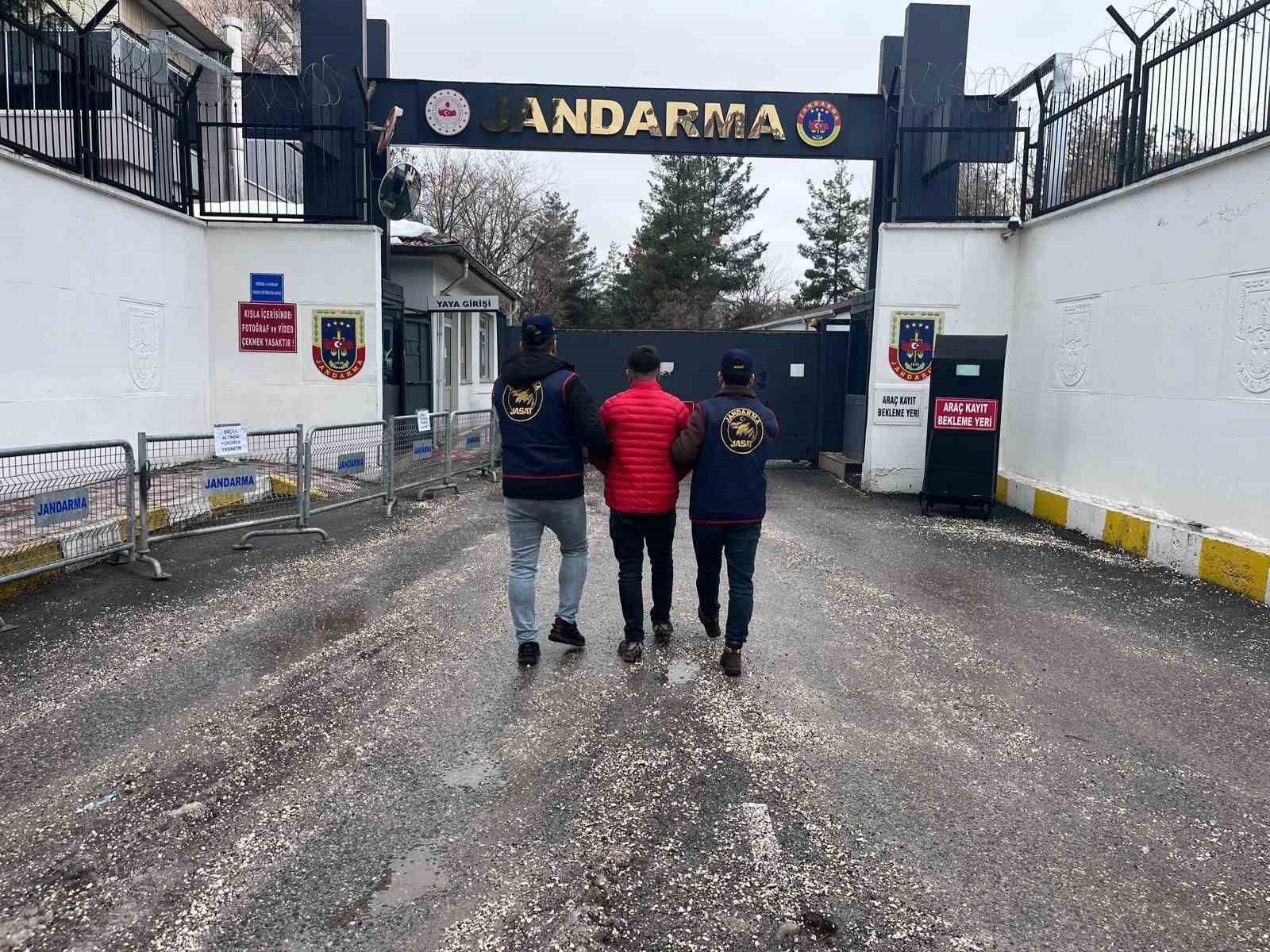diyarbakirda haklarinda kesinlesmis hapis cezasi bulunan 153 kisi yakalandi 0
