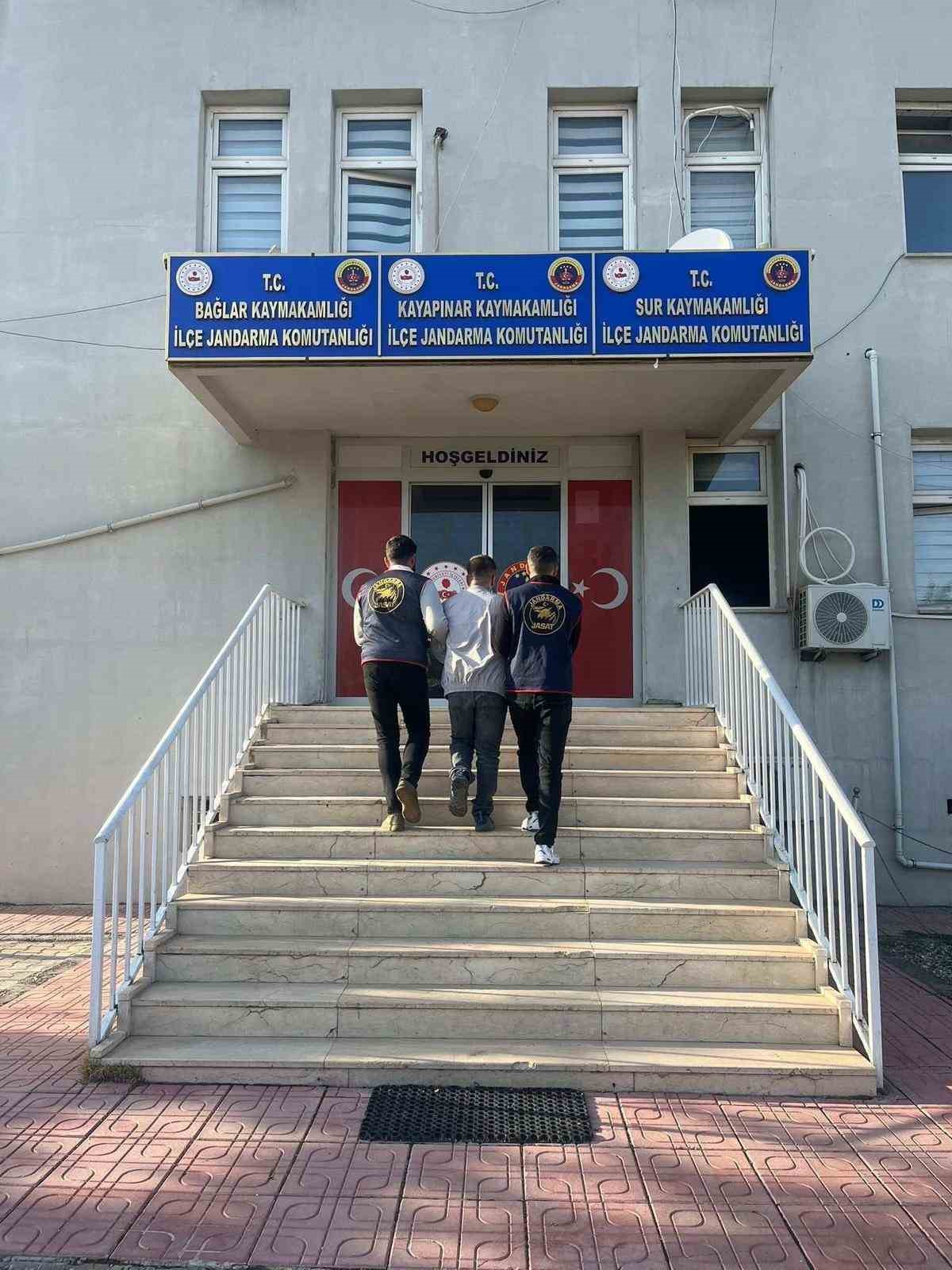 diyarbakirda haklarinda kesinlesmis hapis cezasi bulunan 68 kisi yakalandi 1 yGc3pOKW
