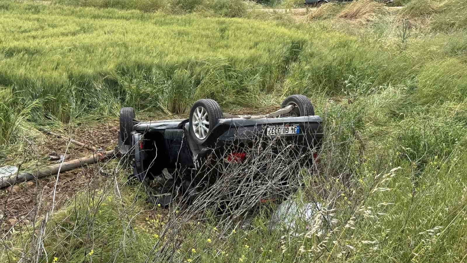 Diyarbakır’da iki otomobilin çarpıştığı kazada 1 ölü, 4 yaralı 6 diyarbakirda iki otomobilin carpistigi kazada 1 olu 4 yarali 2 iVDuyVO9