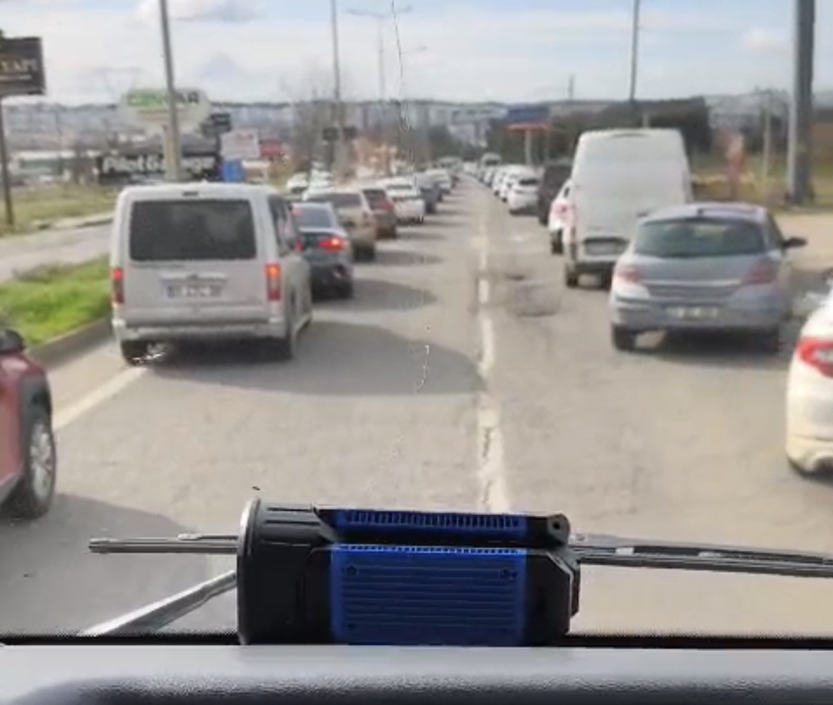 Diyarbakır’da itfaiye ekiplerine ‘fermuar’ sistemiyle yol verdiler 4 diyarbakirda itfaiye ekiplerine fermuar sistemiyle yol verdiler 0