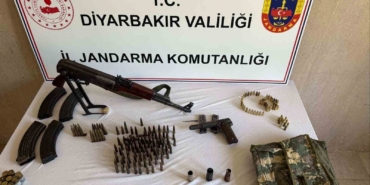 diyarbakirda-jandarma-operasyonlarinda-cok-sayida-silah-ve-muhimmat-ele-gecirildi-ufQ4tFT9.jpg