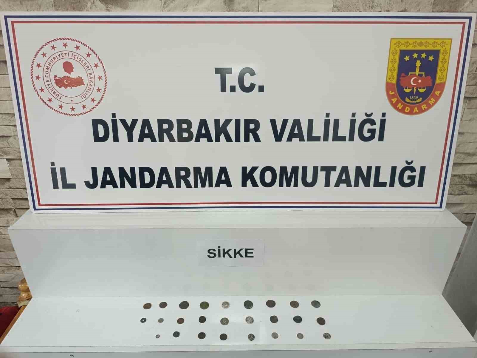 diyarbakirda kacakcilik operasyonlarinda 56 gozalti 1 pv1zRGPD