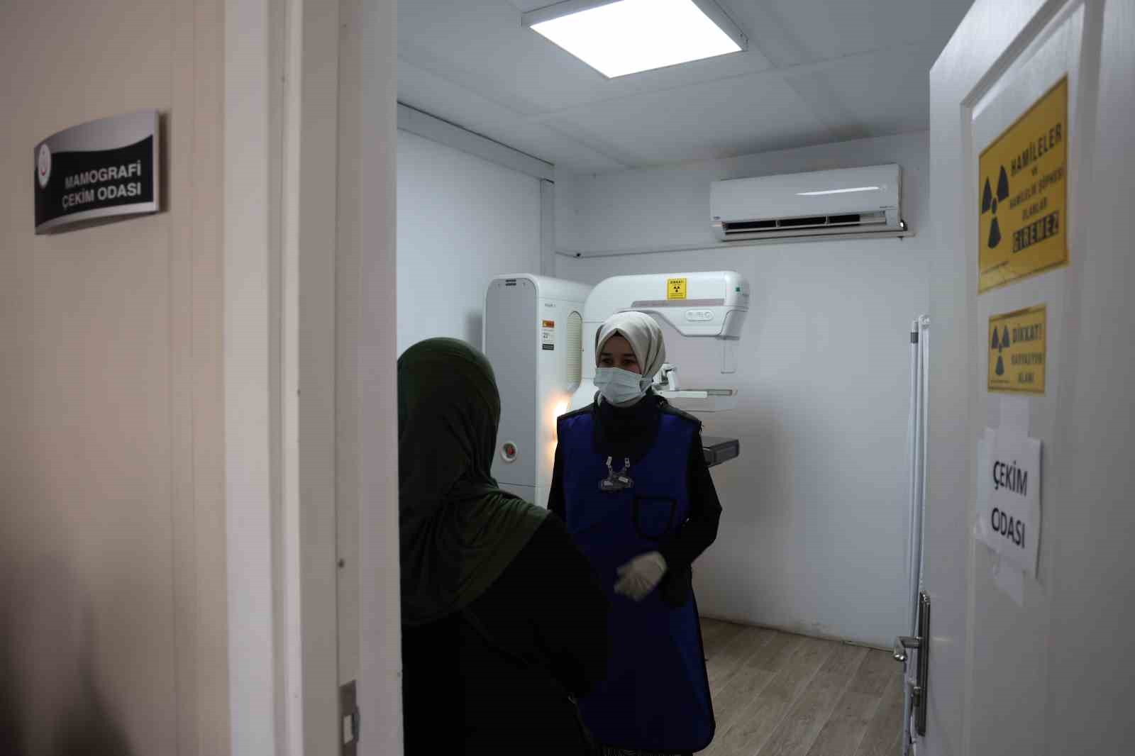 Diyarbakır’da kadınlar, meme kanseri taramaları için Aile Sağlığı Merkezi’ne başvuruyor 7 diyarbakirda kadinlar meme kanseri taramalari icin aile sagligi merkezine basvuruyor 3 I5UzND8I