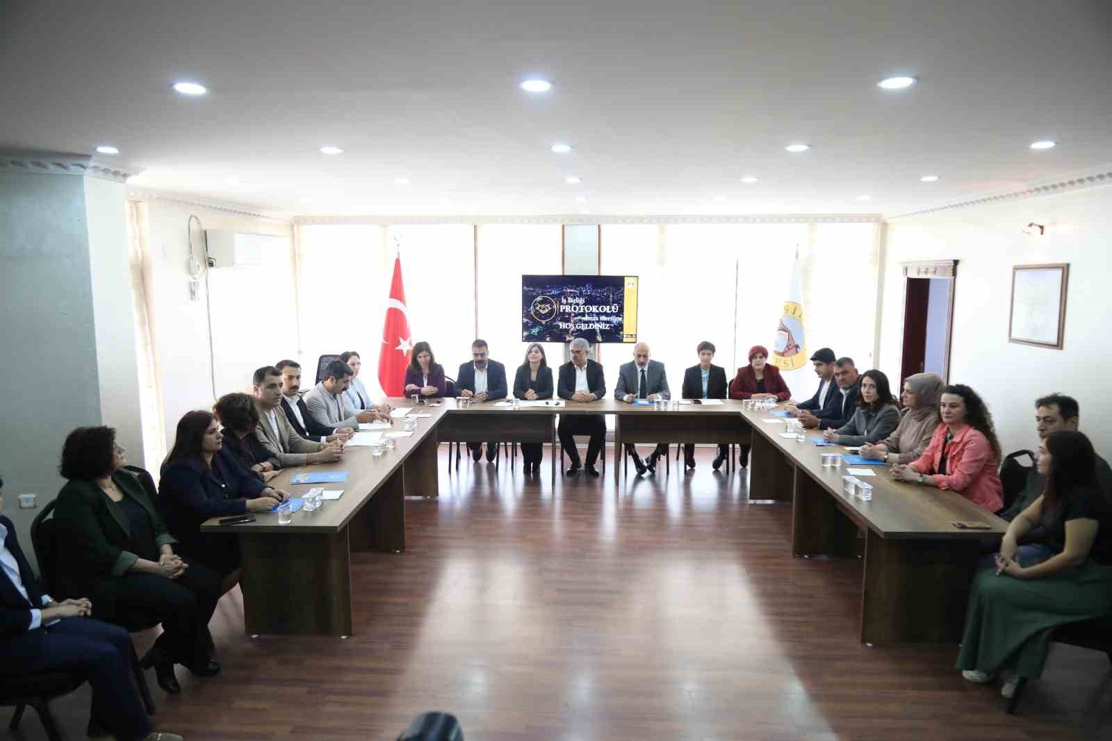 diyarbakirda kadinlarin ortak uretimi icin 5 kirsal ilcede mandira kuruluyor 2 Zk7muXYM