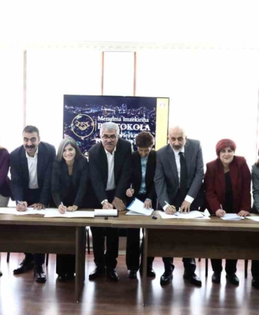 diyarbakirda-kadinlarin-ortak-uretimi-icin-5-kirsal-ilcede-mandira-kuruluyor-OiixbjCd.jpg