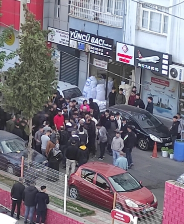 diyarbakirda-kardeslere-silahli-saldiri-2-yarali-UYDXvAkS.jpg