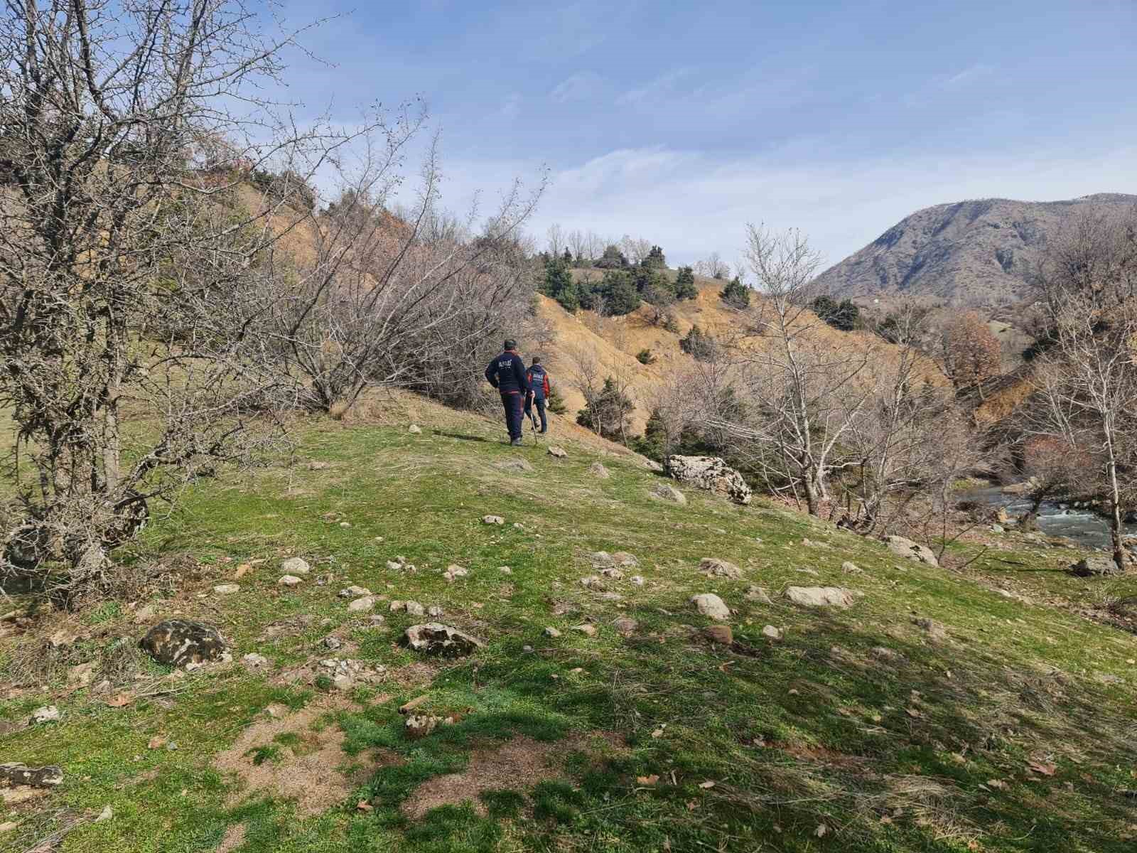 diyarbakirda kayip yasli adami arama calismalari 10uncu gununde 0 4OzDV9fX