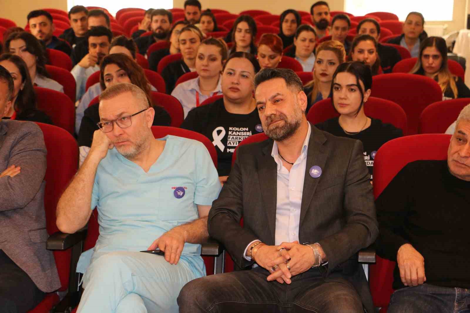 diyarbakirda kolon kanserine dikkat cekmek icin sunumlar gerceklestirildi 3 bi7JKjUM
