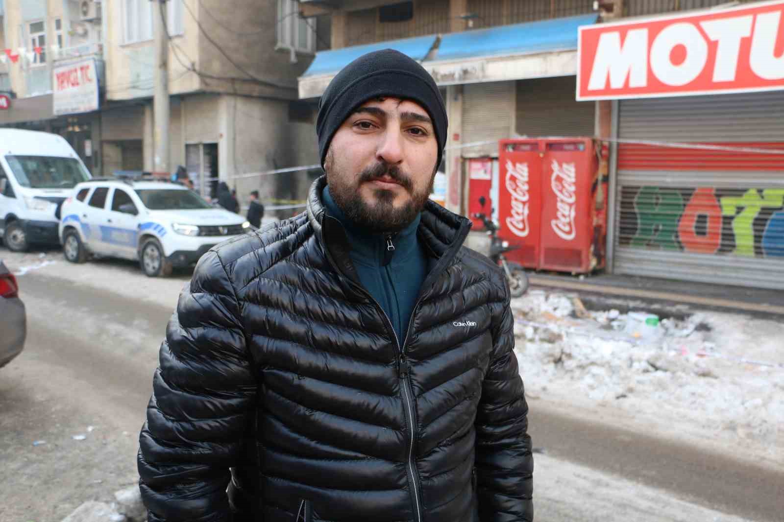 diyarbakirda kolonu catlayan bina sakinleri hirsizlar icin nobet tutuyor 3 vFDNKVlL