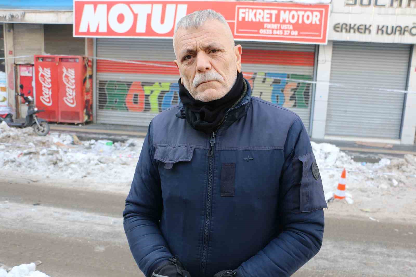 diyarbakirda kolonu catlayan bina sakinleri hirsizlar icin nobet tutuyor 5 fWGGsuyS