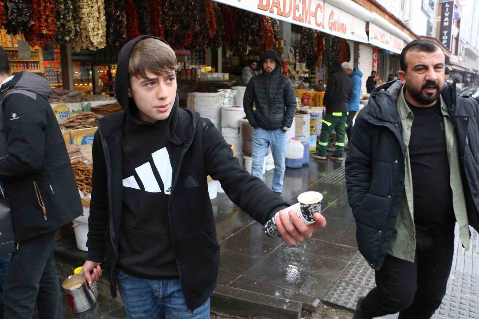 diyarbakirda kurt kahvesine yogun ilgi 2 3pf7SWGP