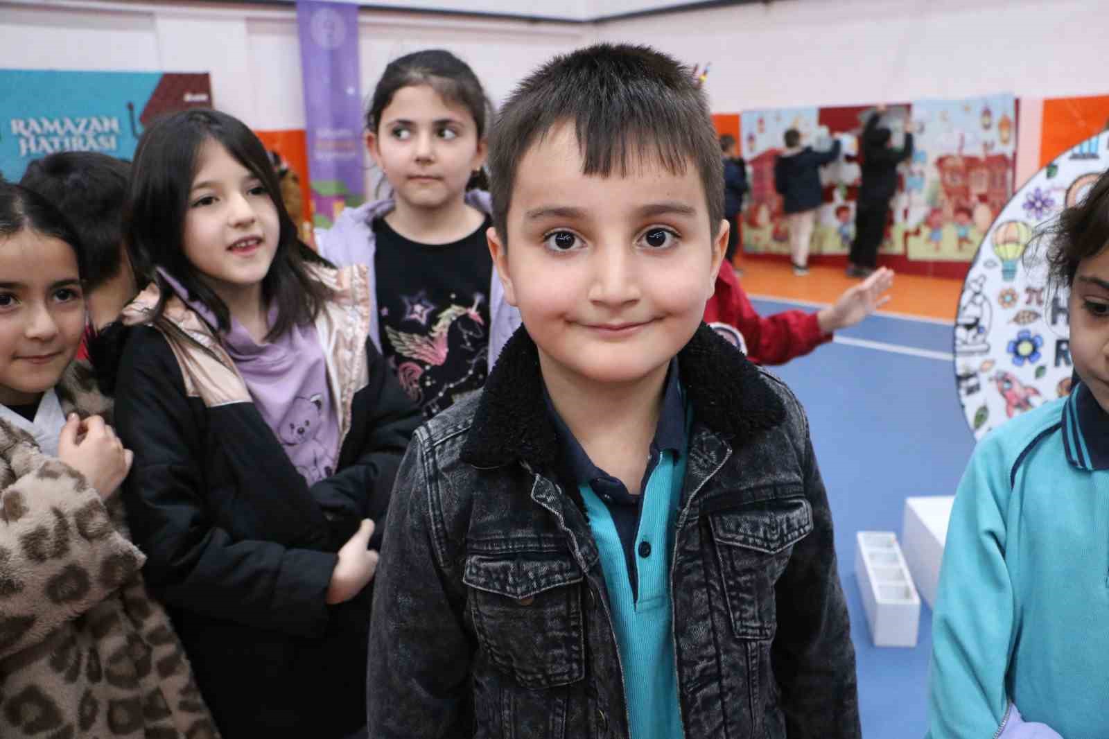 diyarbakirda maarifin kalbinde ramazan senligi basladi 10 qeGmnGHV