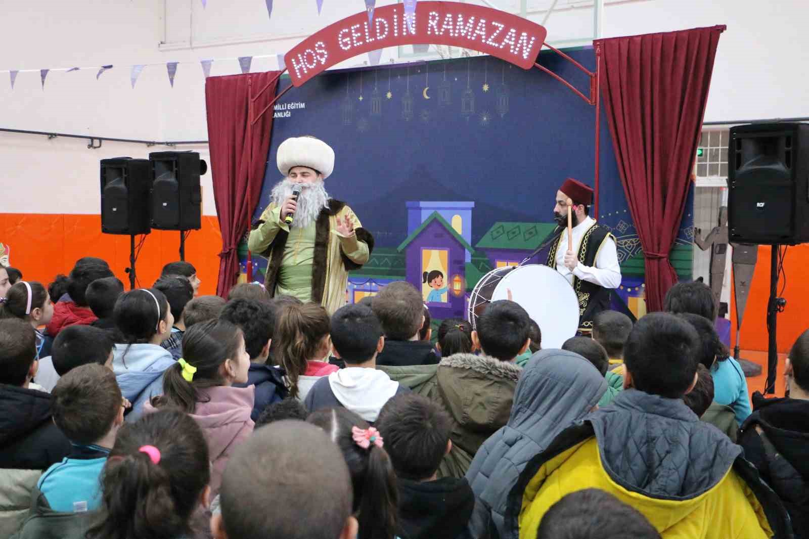 diyarbakirda maarifin kalbinde ramazan senligi basladi 2 NLpaav4H