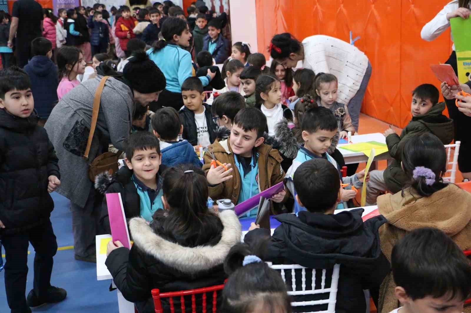 diyarbakirda maarifin kalbinde ramazan senligi basladi 4 lI73MnLO